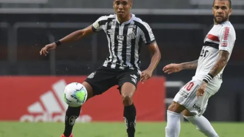 Santos festejó un importante triunfo como forastero.