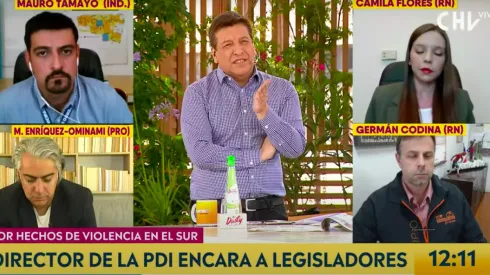 Julio César Rodríguez frente a frente con la diputada Camila Flores en "Contigo en la Mañana".