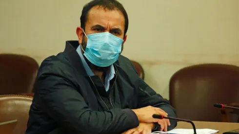 Hugo Gutiérrez es uno de los parlamentarios que renunció con miras al proceso constituyente