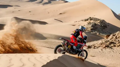 El chileno decidió abandonar tras una dura caída en la etapa 10.