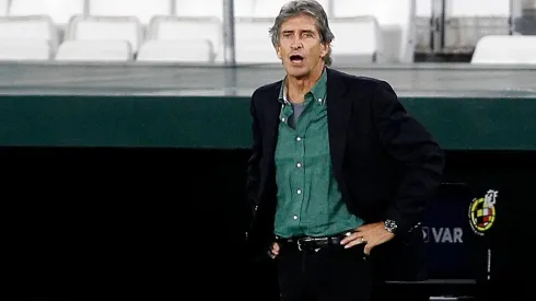 Manuel Pellegrini es el entrenador más importante de la historia del fútbol chileno y no está contento con el manejo de la selección chilena
