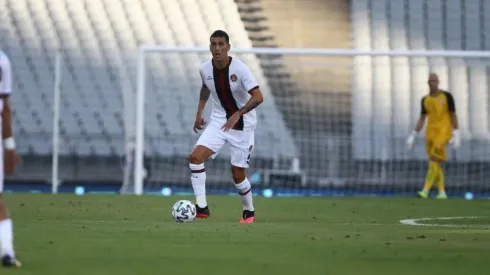 El chileno ya cumplió una fecha de castigo y volverá a ver acción a finales de enero.