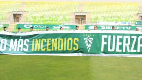 Wanderers dedicó un lienzo a las víctimas del incendio en Quilpué