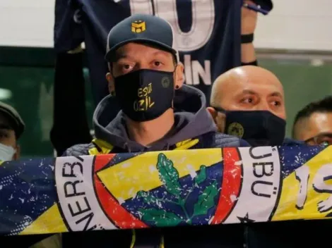 Ozil llega al Fenerbahce tras 318 días cortado del Arsenal