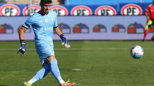 Matías Dituro es el titular en el arco de la Universidad Católica.