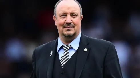 El español volvió a sumar bonos para ser el nuevo DT de Chile.