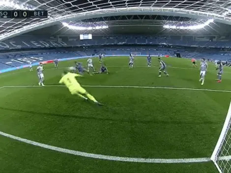 Sorprende el suplente de Bravo: Joel Robles y un atajadón en el Betis