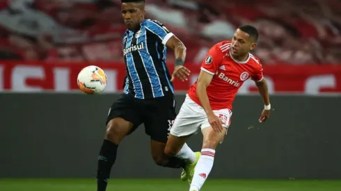 Internacional y Gremio protagonizan un partidazo por la Serie A de Brasil.