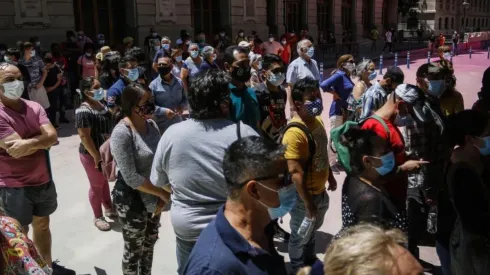 En la Región Metropolitana, solo Puente Alto figura entre las comunas con más contagios.