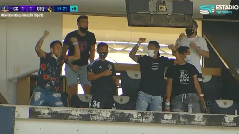 Los jugadores de Colo Colo estallan de locura con gol de Parraguez