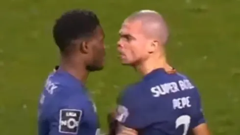 Pepe se enfrasca en una fuerte discusión con Loum N’Diaye
