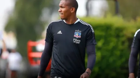 Carabalí se ilusiona con mantenerse en Colo Colo