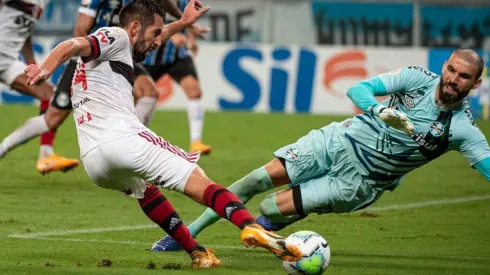 Isla sigue imparable en Brasil y volvió a anotar un gol