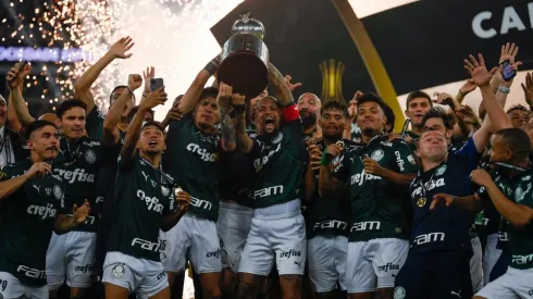 Palmeiras ganó la Copa Libertadores en una cerrada final ante Santos.