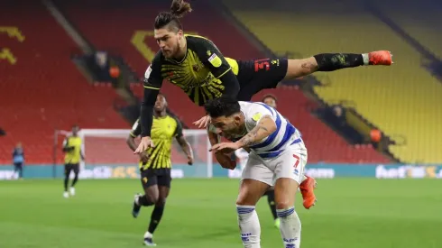 Francisco Sierralta enfrentando al Queens Park Rangers