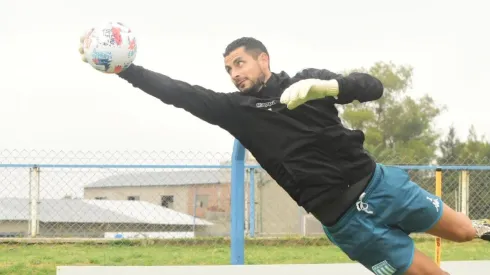 Arias y Mena son titulares con Pizzi