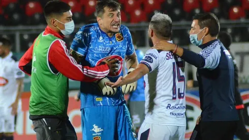 Sepúlveda se agarró con Peric y recibió la Roja, pero el Tribunal decidió quitársela