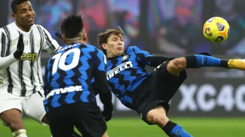 Juventus e Inter se miden por un cupo en la final de la Copa Italia.