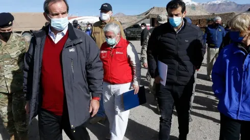 Ministros visitan Colchane