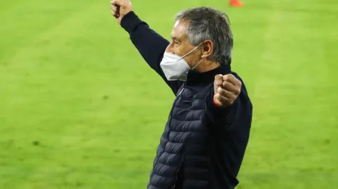 Ariel Holan manifestó que su continuidad está en veremos en Universidad Católica.