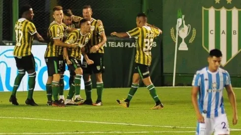 Racing Club perdió ante Banfield en el debut de Juan Antonio Pizzi en la banca academica