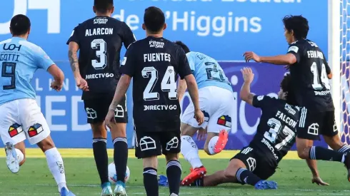 O'Higgins empató en los minutos finales y envió a Colo Colo a la final por la permanencia en el Campeonato Nacional