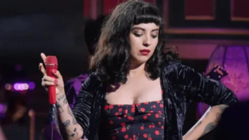 La artista lamentó la vandalización de su obra.