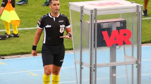El VAR se está implementado recién este miércoles.