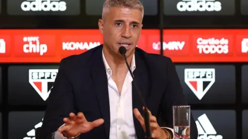 Crespo en su presentación en Sao Paulo