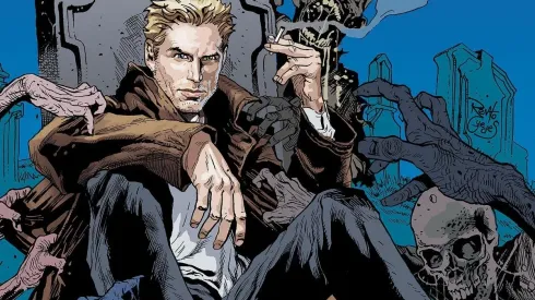 Constantine fue creado por Alan Moore y Stephen R. Bissette, debutando en el cómic de Swamp Thing, de 1985.