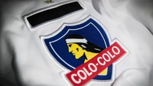 La mujer habría sufrido el ataque mientras caminaba con su camiseta del Cacique.