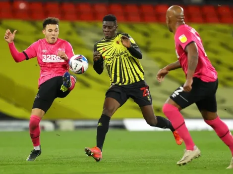 Watford gana con comodidad con Sierralta en el banco