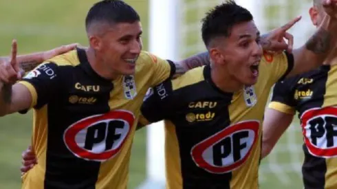 Farfán y Abrigo llegan a Unión Española