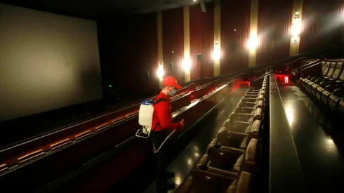 Los cines chilenos han adoptado medidas para asegurar el bienestar de los espectadores en medio de la pandemia.