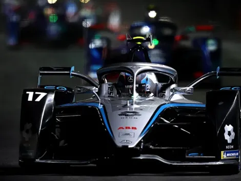 Mercedes y de Vries logran la pole del E Prix de Diriyah