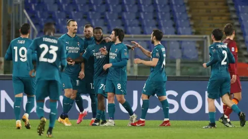 El Milan sigue de cerca al líder Inter