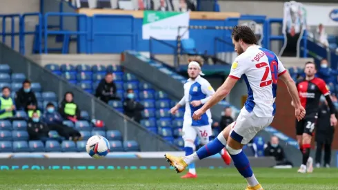 Ben Brereton acumula cinco goles en la temporada.