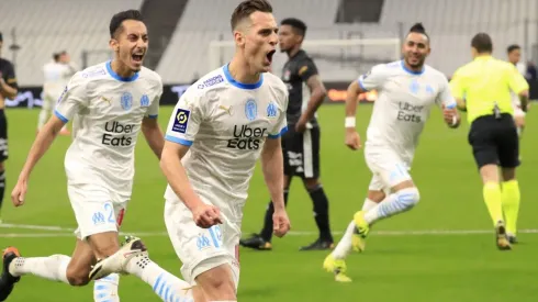 Milik marcó el gol del empate entre Marsella y Lyon.