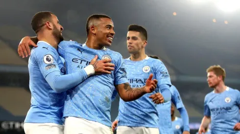 El City arrasa en Inglaterra