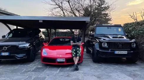 El King sacó aplausos con sus bestiales máquinas, Ferrari, Volvo y Brabus.