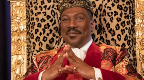 Eddie Murphy como el Rey Akeem en "Un Príncipe en Nueva York 2".