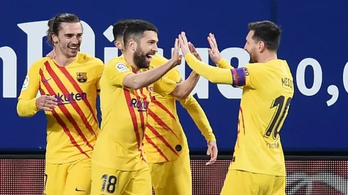 Barcelona se favoreció del empate en el derbi de Madrid