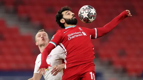 Mohamed Salah abrió la cuenta para Liverpool ante RB Leipzig.