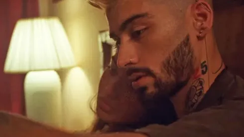 El cantante uso sus redes sociales para expresar su enojo contra la premiación.