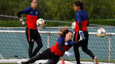 Endler, Torrero y Campos dan seguridad y garantías para el arco chileno.