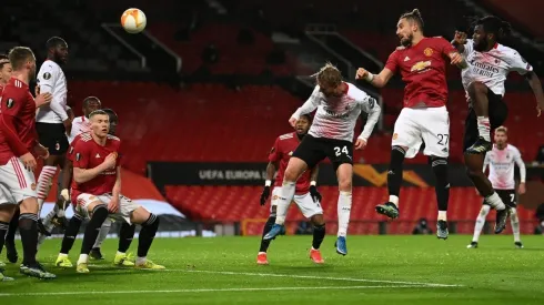 Empate 1-1 entre Manchester United y AC Milan por la Europa League.
