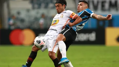 Pinares se ganó los aplausos con gran show en Copa Libertadores