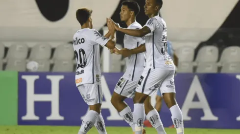 Santos celebró en casa