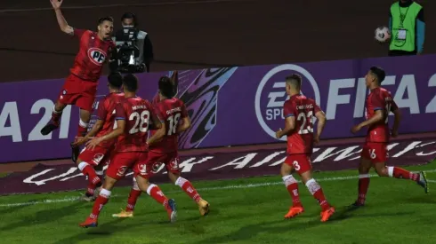 Claudio Sepúlveda se encargó del penal de Huachipato ante Deportes Antofagasta