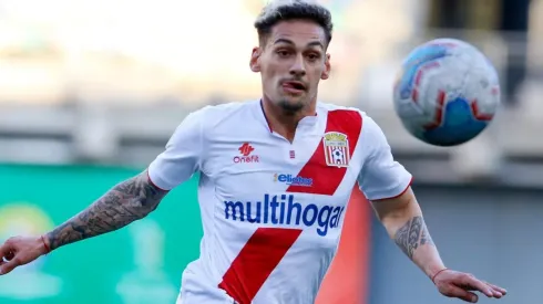 La Calera se refuerza en delantera